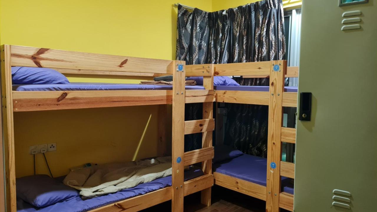 Hostel At Regalia Sky Pool Куала Лумпур Екстериор снимка